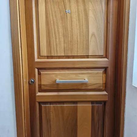 Vela Vista Penthouse Attico 14 Entire Unit