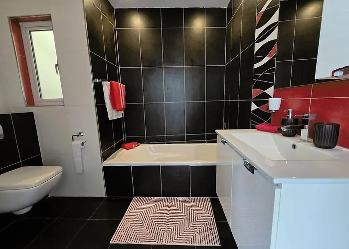 Vela Vista Penthouse Attico 14 Entire Unit *